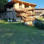 Bed and Breakfast Beb Luca76 3*