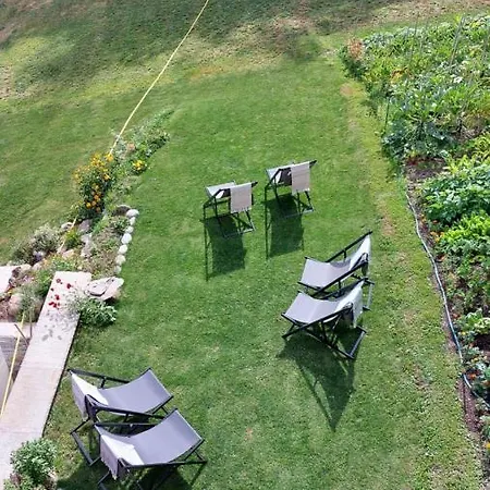 Beb Luca76 Frühstückspension 3*