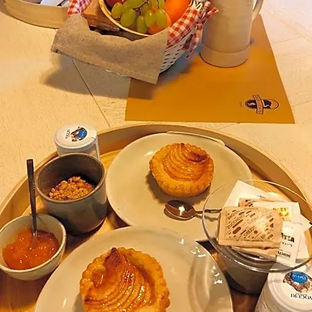 Beb Luca76 住宿加早餐酒店 Avise
