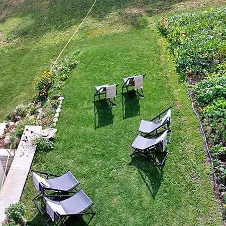 Beb Luca76 Bed and Breakfast 3*