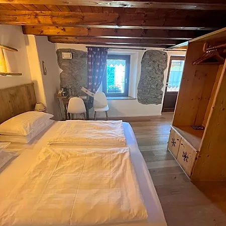 Beb Luca76 Bed & Breakfast