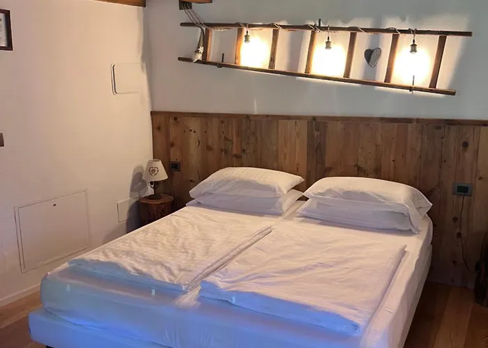 Beb Luca76 Bed & Breakfast 3*